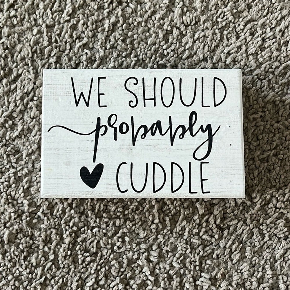 NEW Sincere surroundings STR1229 Cuddle